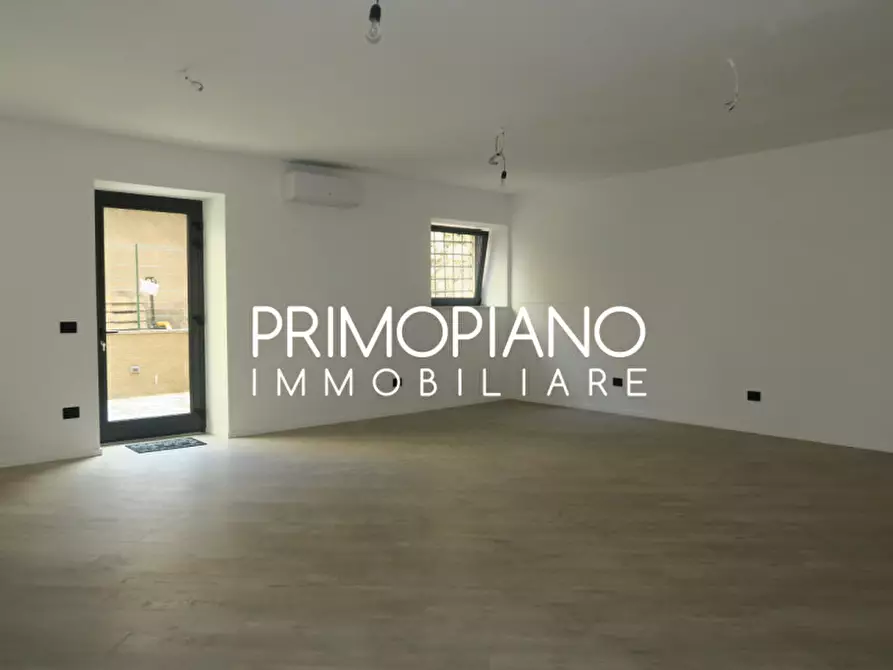 Immagine 4 di Ufficio in affitto  in Portaquila a Trento