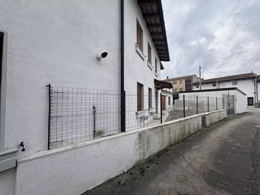Immagine 3 di Casa indipendente in vendita  in via Veneto a Udine