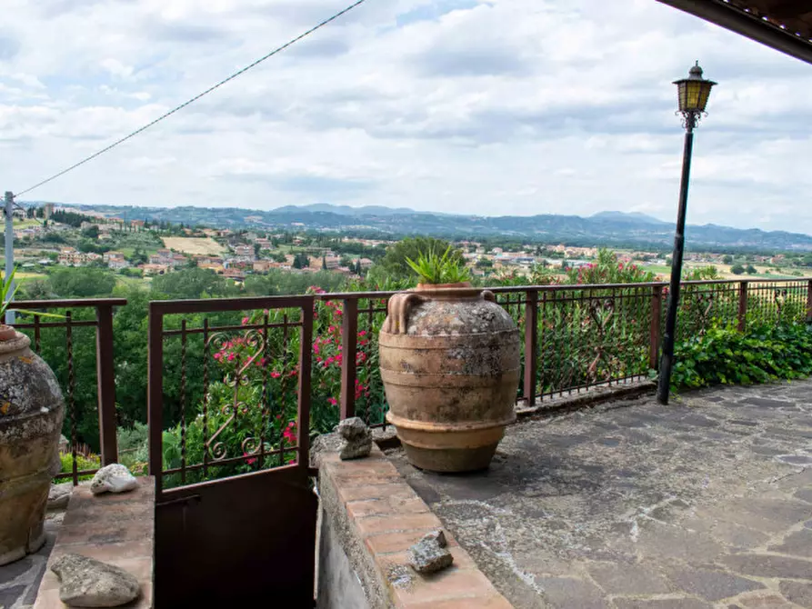 Immagine 43 di Rustico / casale in vendita  in via dell'acquedotto a Torgiano