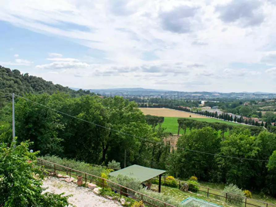 Immagine 56 di Rustico / casale in vendita  in via dell'acquedotto a Torgiano