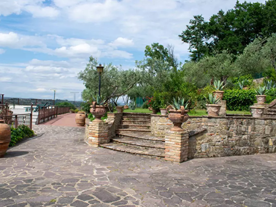 Immagine 58 di Rustico / casale in vendita  in via dell'acquedotto a Torgiano