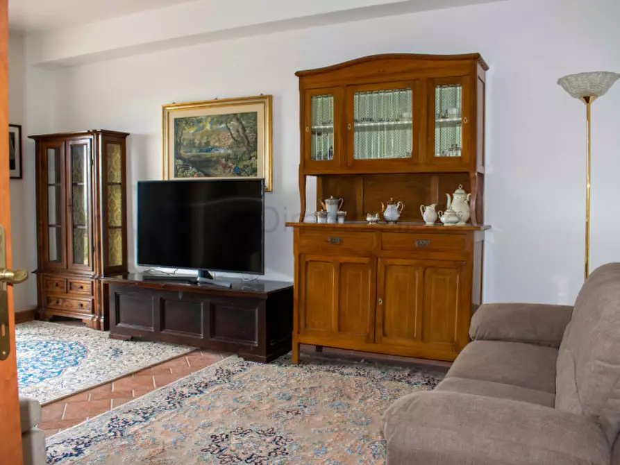 Immagine 62 di Rustico / casale in vendita  in via dell'acquedotto a Torgiano