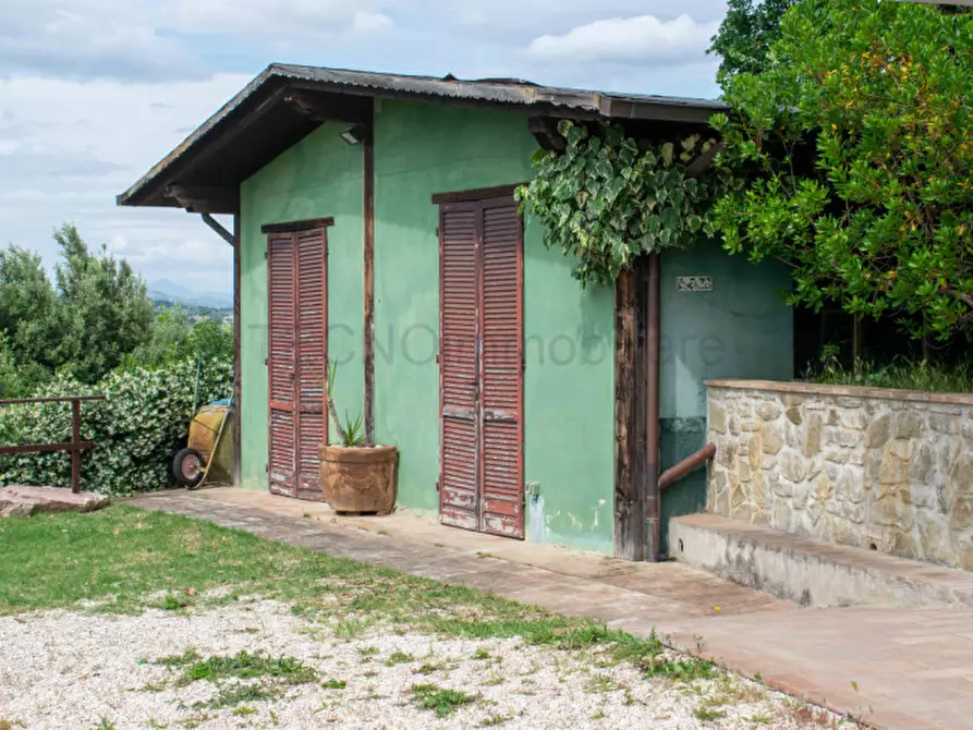 Immagine 83 di Rustico / casale in vendita  in via dell'acquedotto a Torgiano