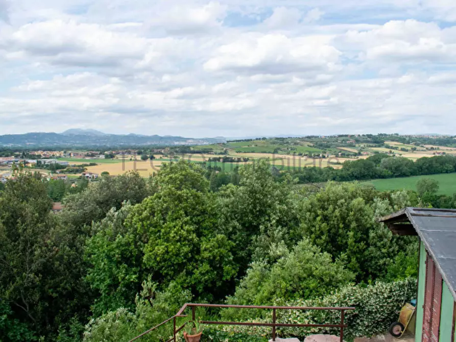 Immagine 1 di Rustico / casale in vendita  in via dell'acquedotto a Torgiano