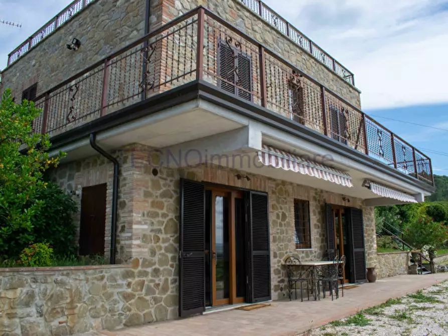 Immagine 18 di Rustico / casale in vendita  in via dell'acquedotto a Torgiano