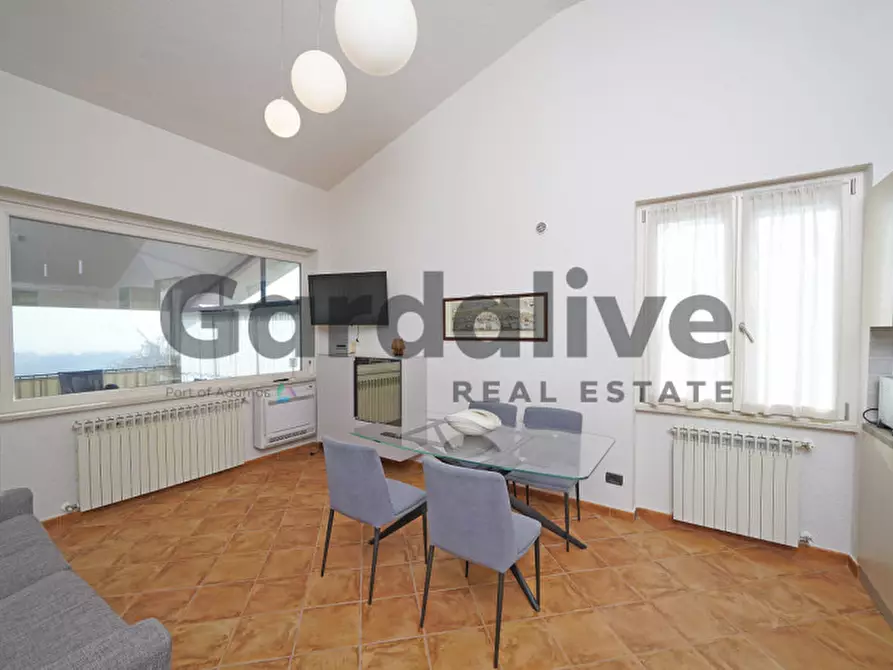 Immagine 21 di Appartamento in vendita  in Via rupestre a Puegnago Sul Garda