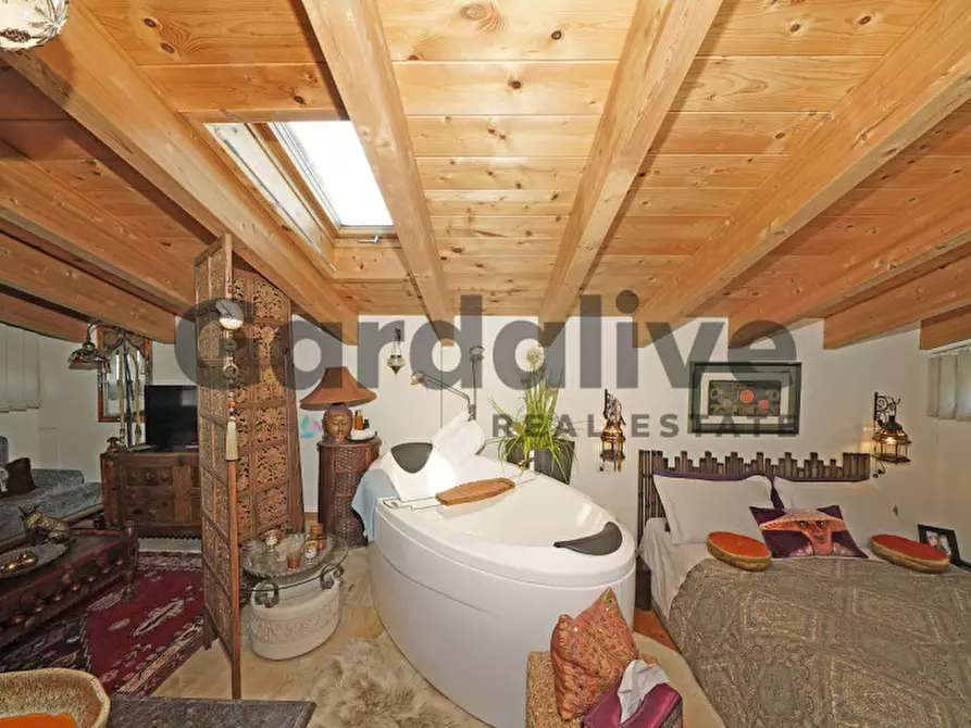 Immagine 26 di Casa indipendente in vendita  in Via Rupestre , 4 a Puegnago Sul Garda