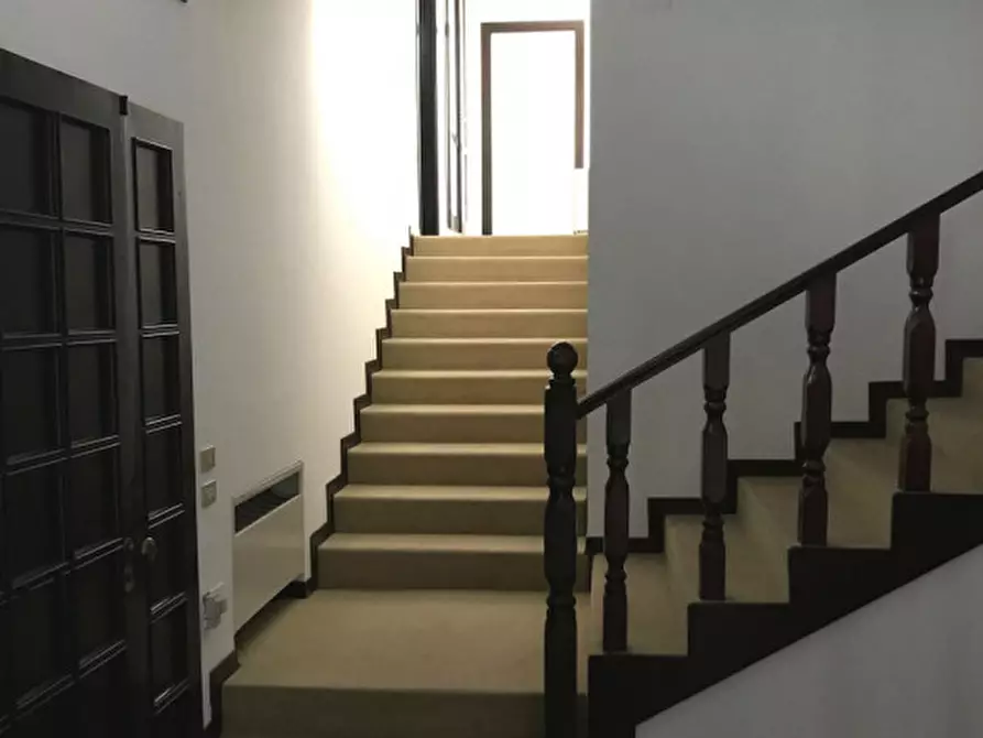 Immagine 4 di Villa in vendita  in via G. Piva a Rovigo