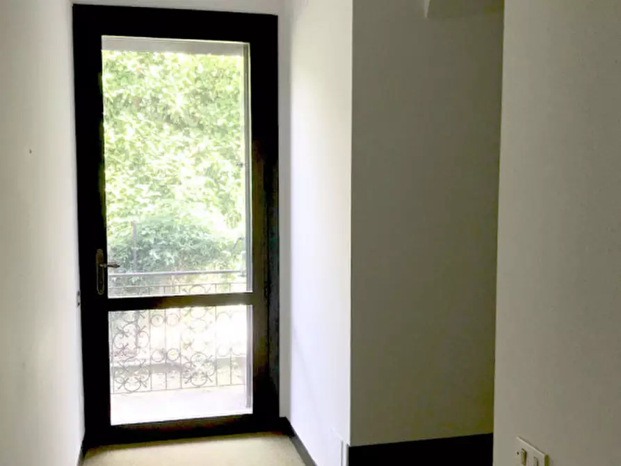 Immagine 8 di Villa in vendita  in via G. Piva a Rovigo