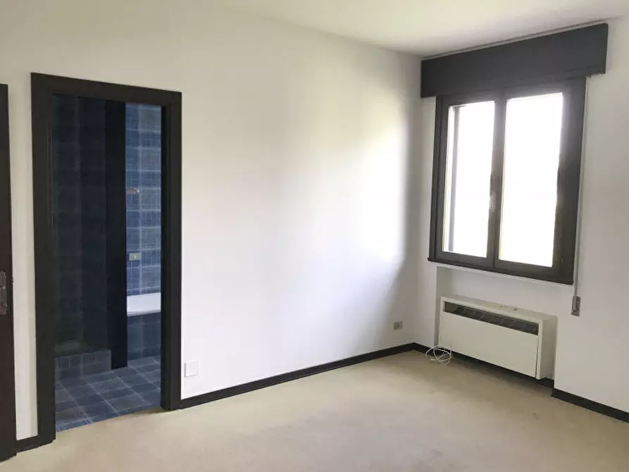 Immagine 14 di Villa in vendita  in via G. Piva a Rovigo