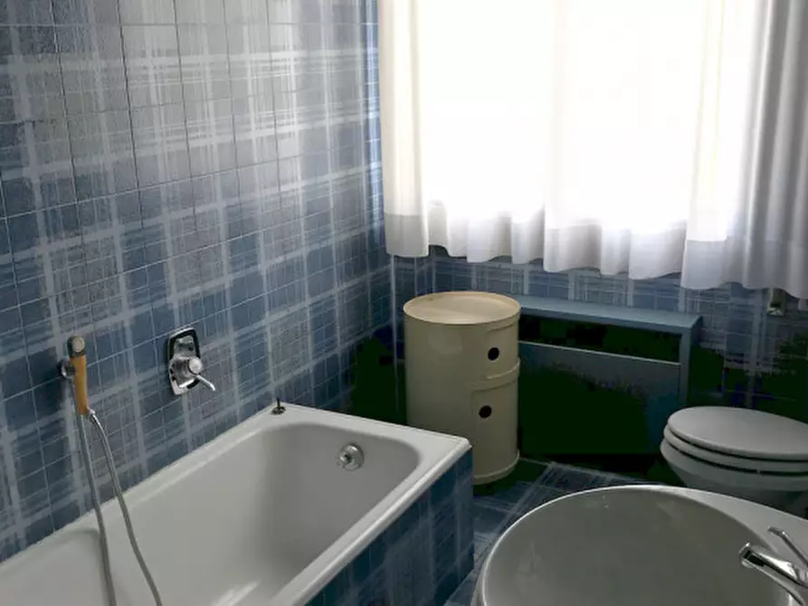 Immagine 15 di Villa in vendita  in via G. Piva a Rovigo