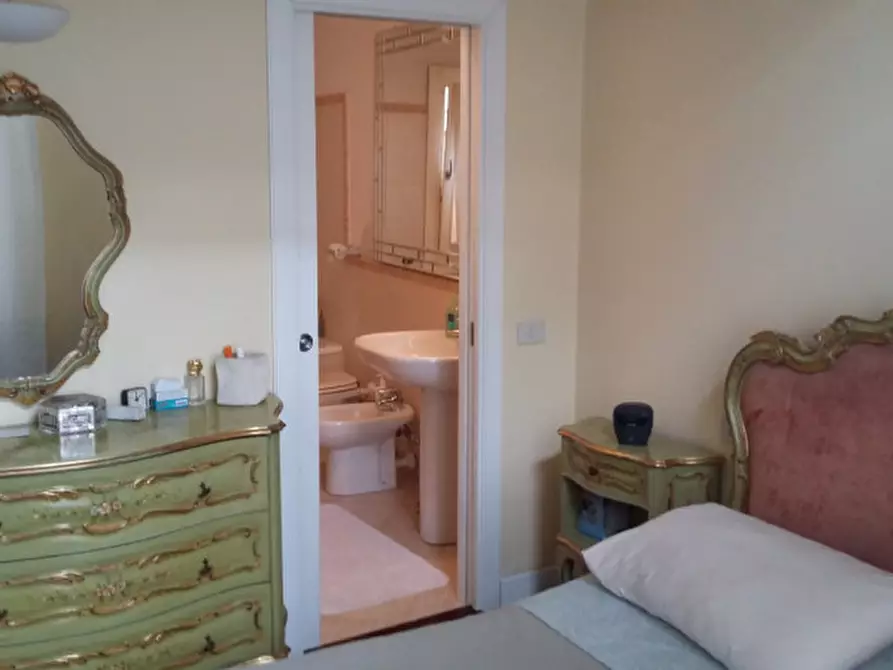 Immagine 5 di Appartamento in vendita  in Padova Centro Storico Canton del Gallo a Padova