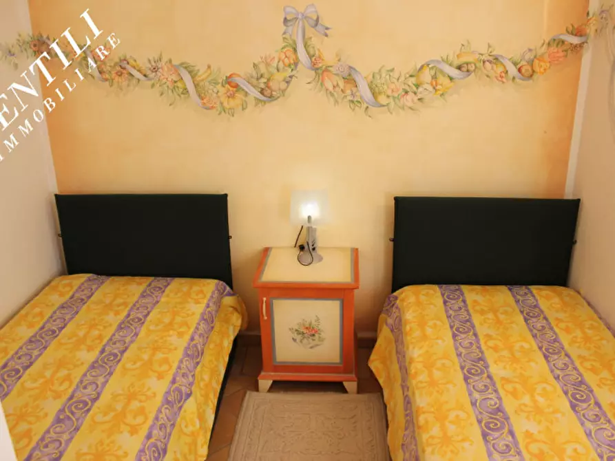 Immagine 15 di Villetta a schiera in vendita  in Cala dei Ginepri a Arzachena