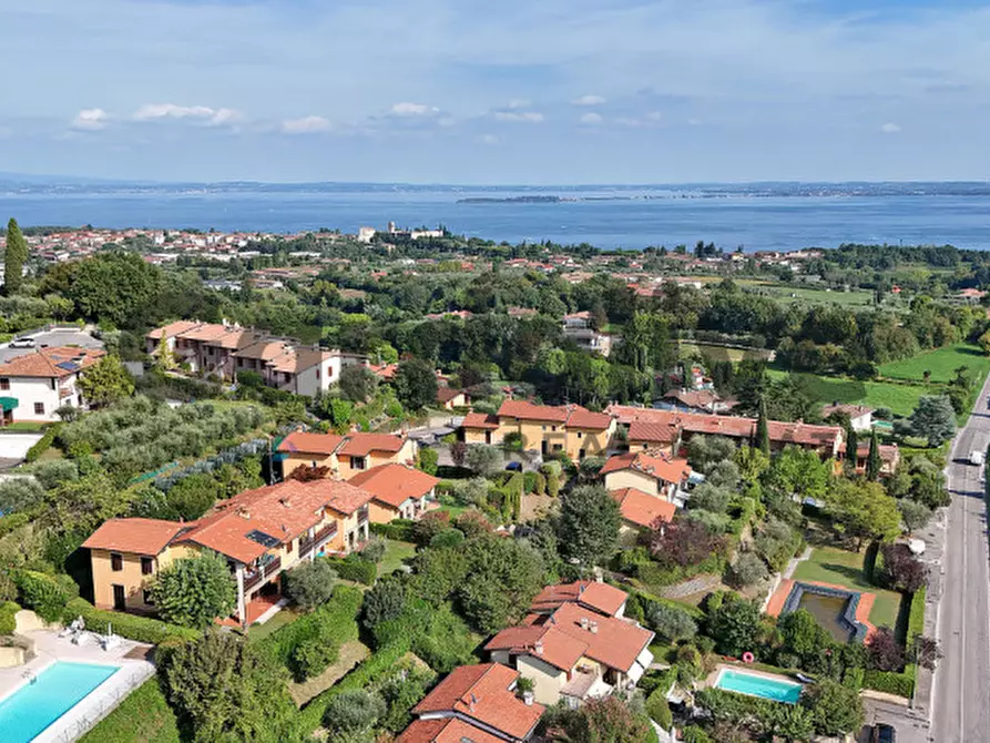 Immagine 30 di Appartamento in vendita  a Soiano Del Lago