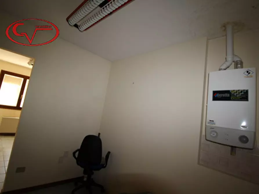 Immagine 6 di Ufficio in vendita  in via a. burzagli a Montevarchi