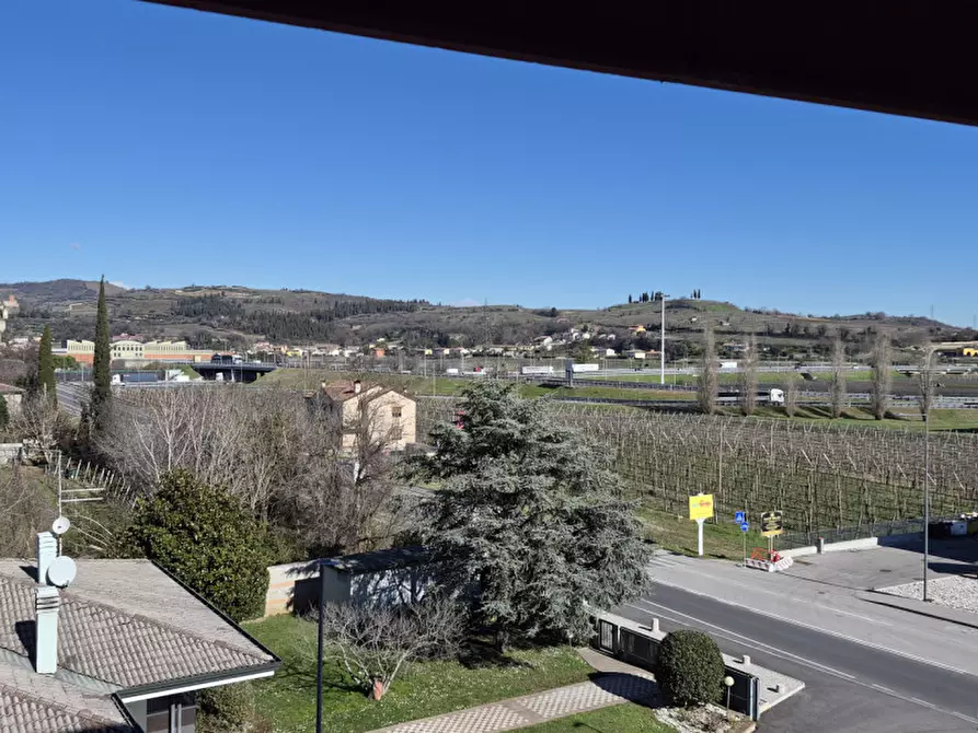 Immagine 8 di Ufficio in affitto  in Località Crosaron a San Bonifacio