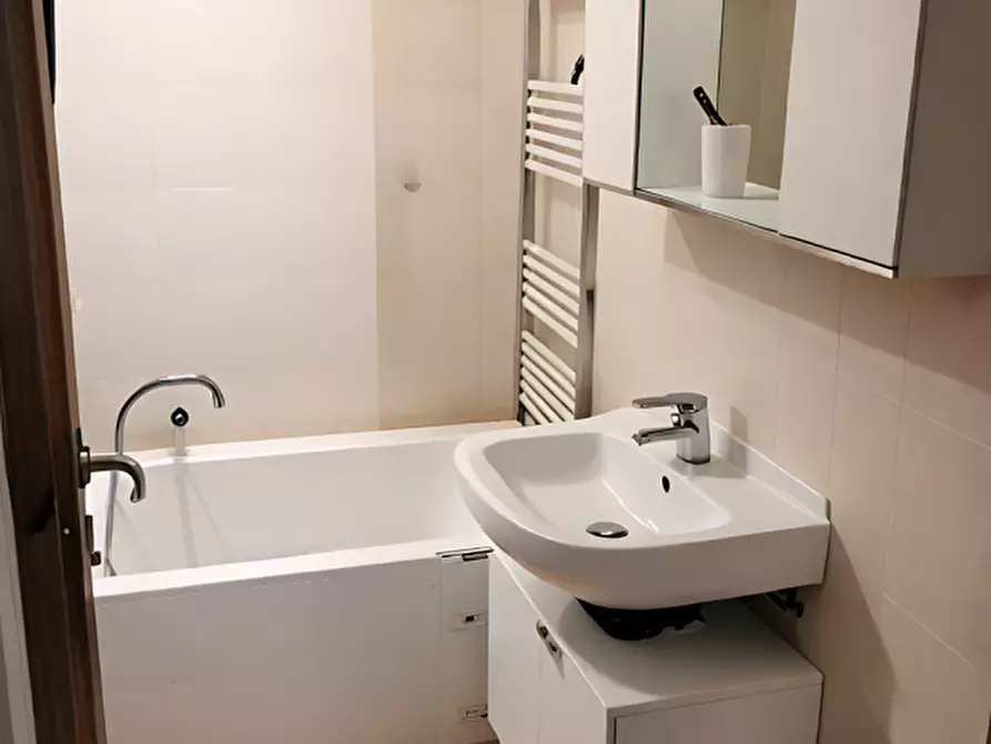 Immagine 4 di Appartamento in affitto  in Largo Europa a Padova