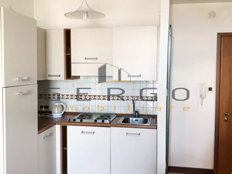 Immagine 8 di Appartamento in affitto  in Largo Europa a Padova