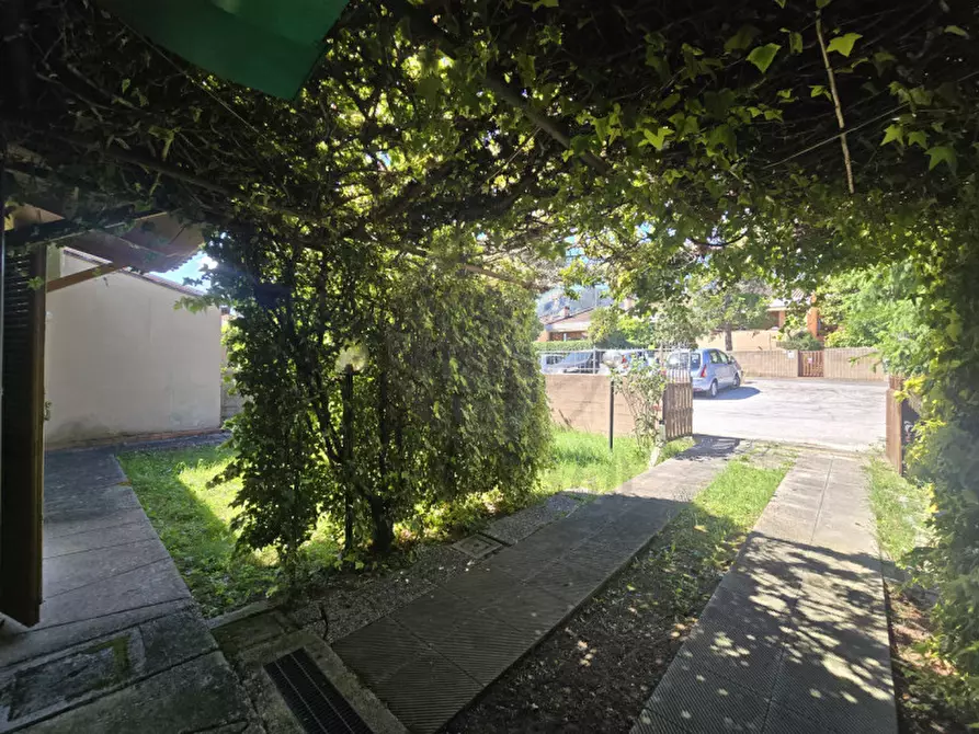 Immagine 29 di Villetta a schiera in vendita  in Via Gaetano Donizetti a Terni