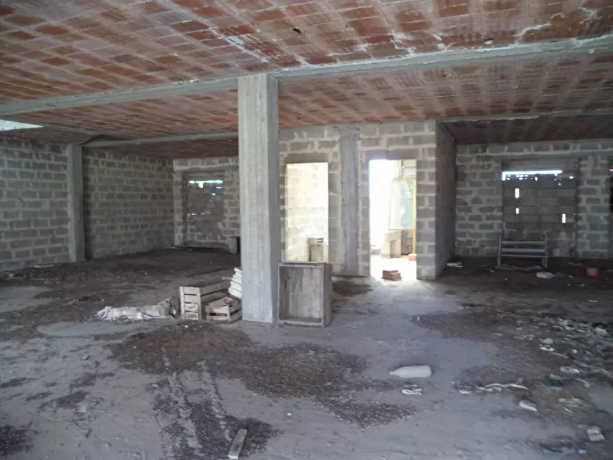 Immagine 7 di Capannone industriale in vendita  in Via Taviano a Racale