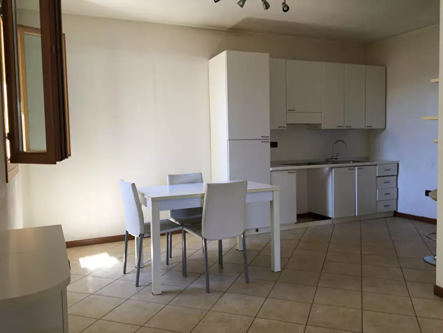 Immagine 4 di Appartamento in vendita  in VIA CARDINALE AGOSTINI a San Martino Di Lupari