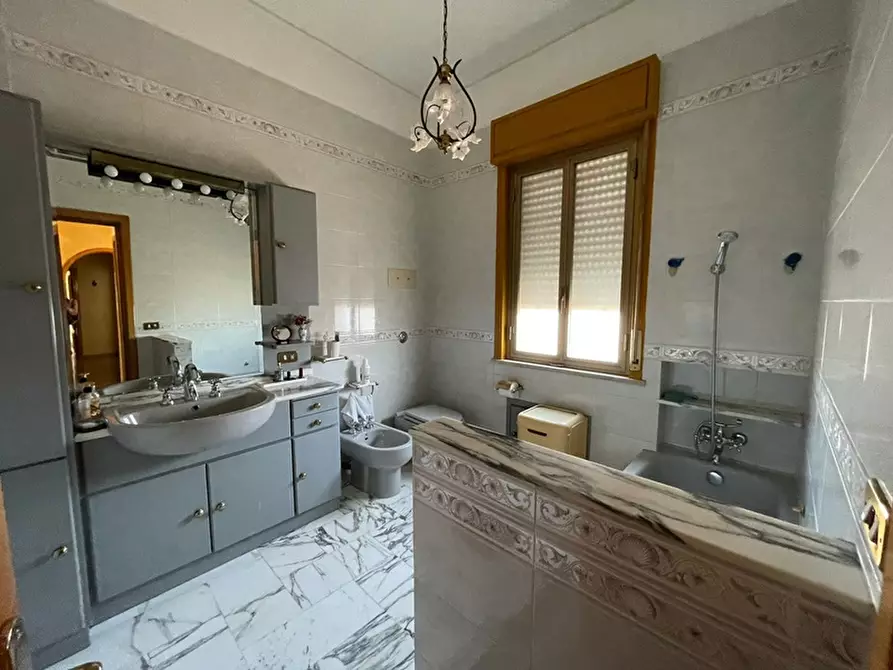 Immagine 18 di Appartamento in vendita  in Via Imera 38 a Palermo