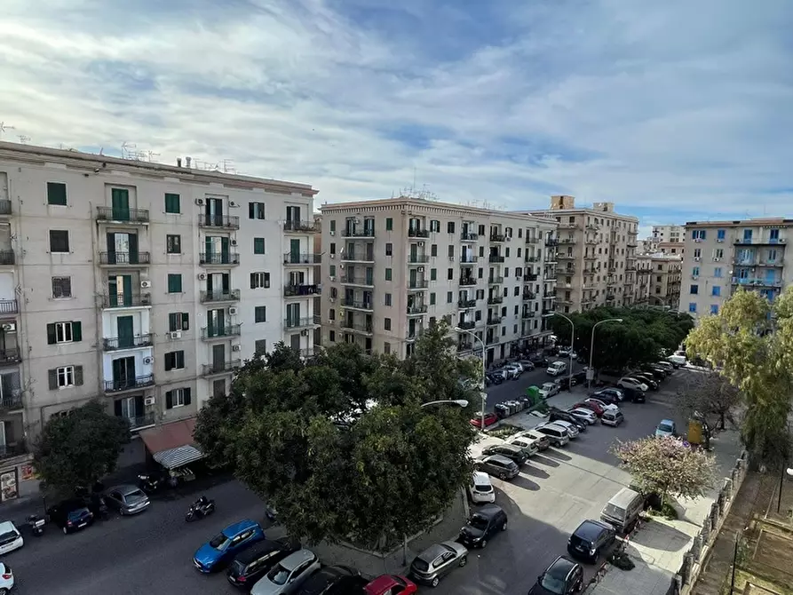 Immagine 24 di Appartamento in vendita  in Via Imera 38 a Palermo