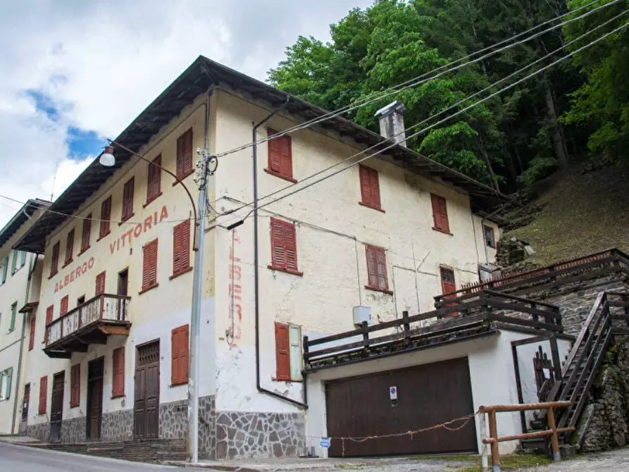 Immagine 2 di Casa indipendente in vendita  in Fonti a Rabbi