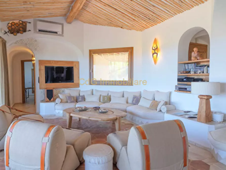 Immagine 12 di Villa in vendita  in via spargi lu impostu a San Teodoro