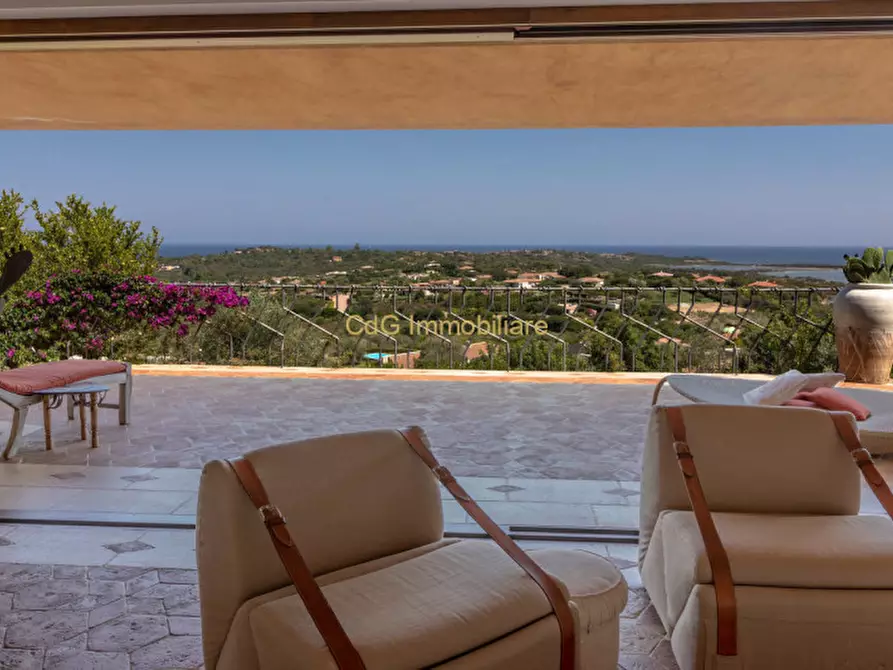 Immagine 14 di Villa in vendita  in via spargi lu impostu a San Teodoro