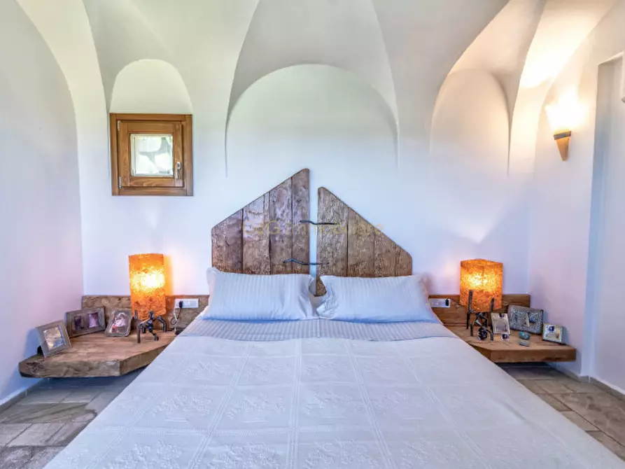 Immagine 17 di Villa in vendita  in via spargi lu impostu a San Teodoro