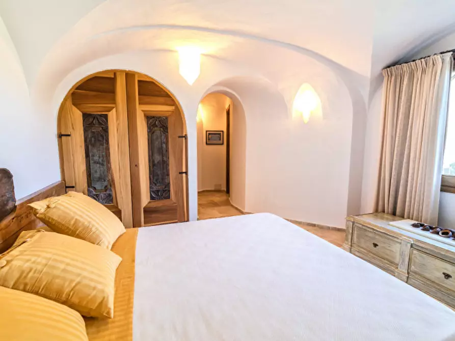 Immagine 21 di Villa in vendita  in via spargi lu impostu a San Teodoro