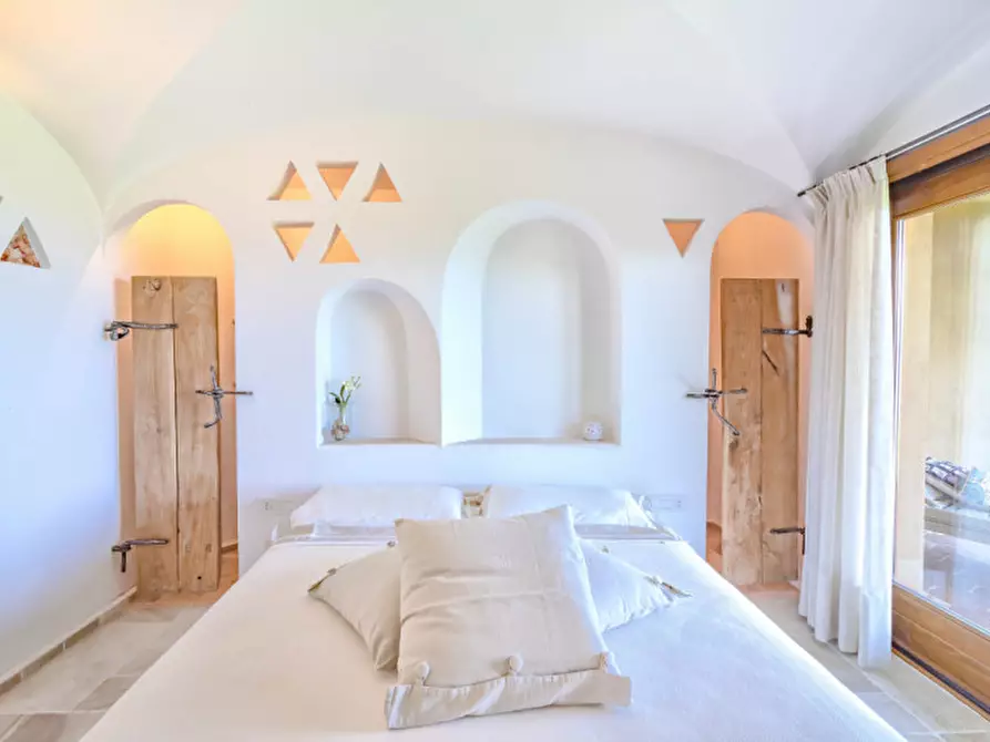 Immagine 25 di Villa in vendita  in via spargi lu impostu a San Teodoro