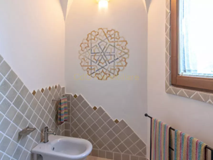 Immagine 27 di Villa in vendita  in via spargi lu impostu a San Teodoro