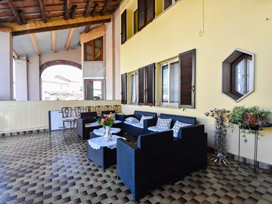 Immagine 2 di Appartamento in vendita  in Via Cavour 2 a Terrazzo