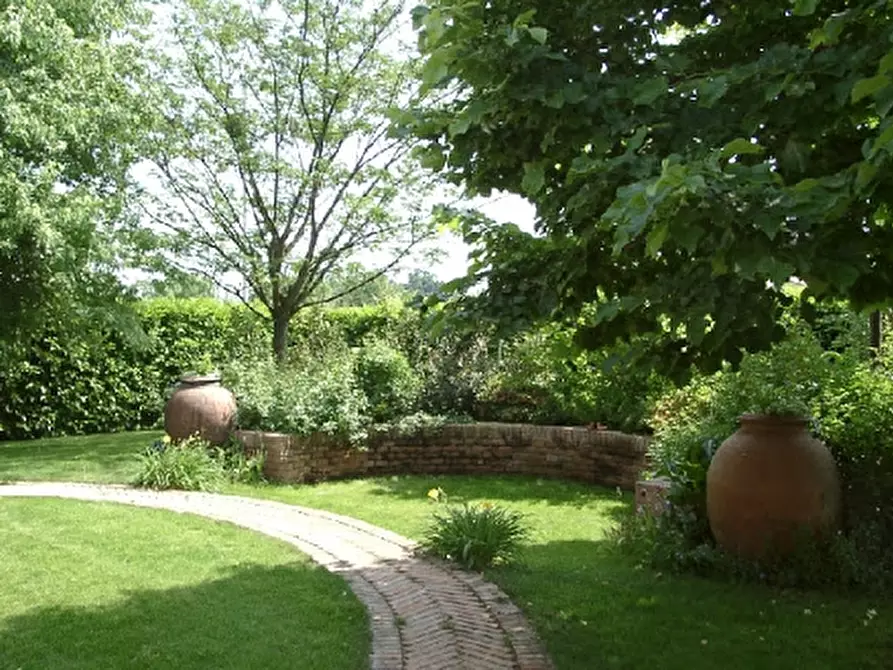 Immagine 2 di Villa in vendita  a Padova