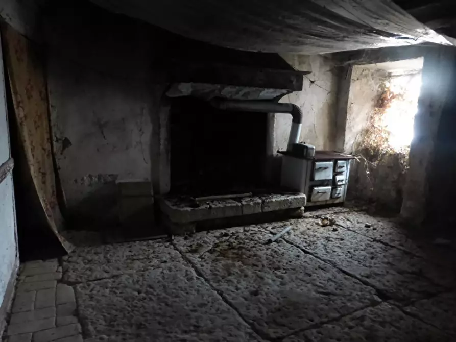 Immagine 8 di Rustico / casale in vendita  in Località Valle a Badia Calavena