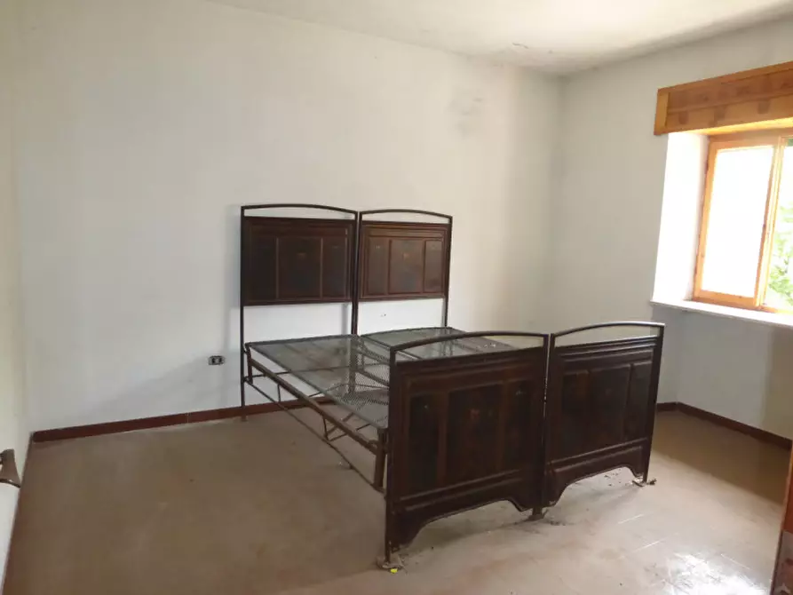 Immagine 9 di Rustico / casale in vendita  in Località Valle a Badia Calavena