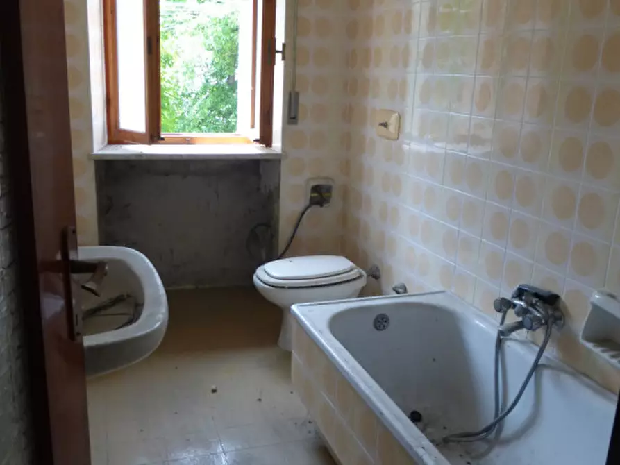 Immagine 11 di Rustico / casale in vendita  in Località Valle a Badia Calavena