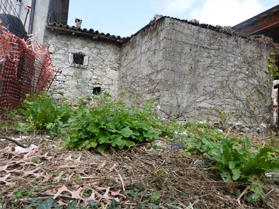 Immagine 16 di Rustico / casale in vendita  in Località Valle a Badia Calavena
