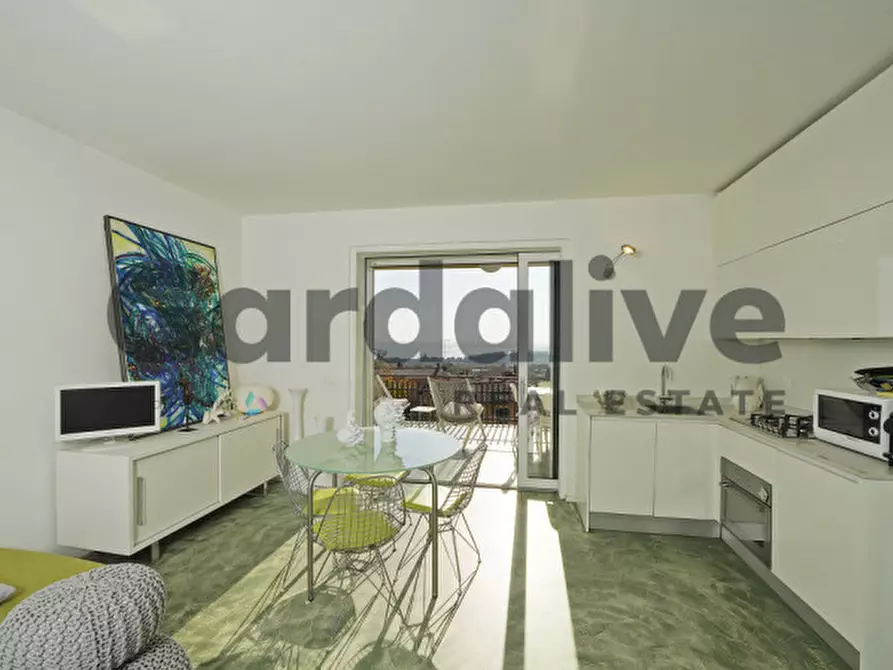 Immagine 10 di Appartamento in vendita  a Soiano Del Lago