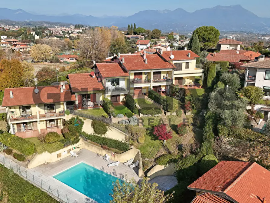 Immagine 30 di Appartamento in vendita  a Soiano Del Lago