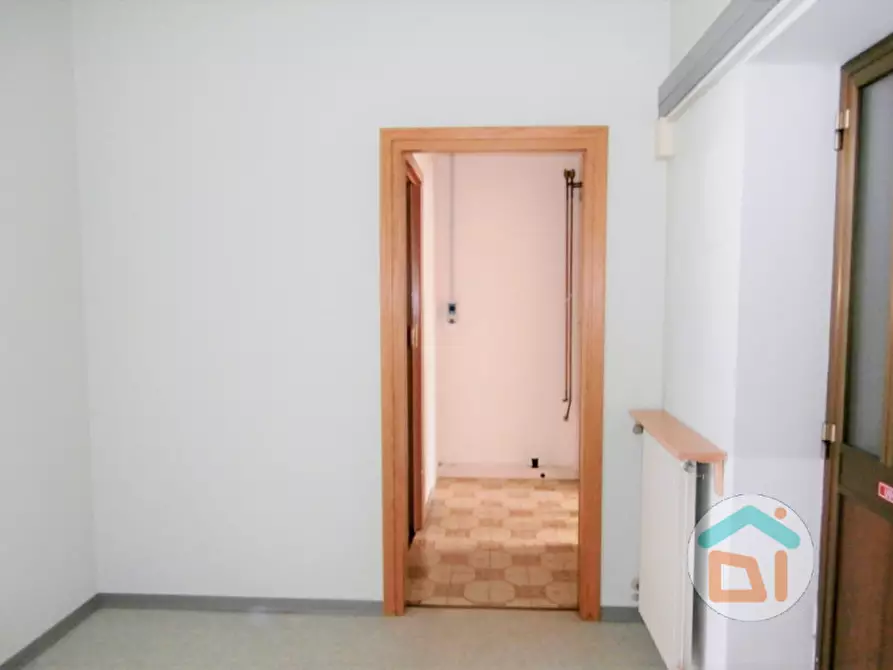 Immagine 7 di Ufficio in affitto  in via Corridoni 9 a Sagrado