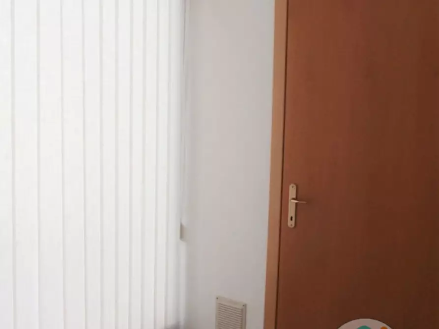 Immagine 11 di Ufficio in affitto  in via Corridoni 9 a Sagrado