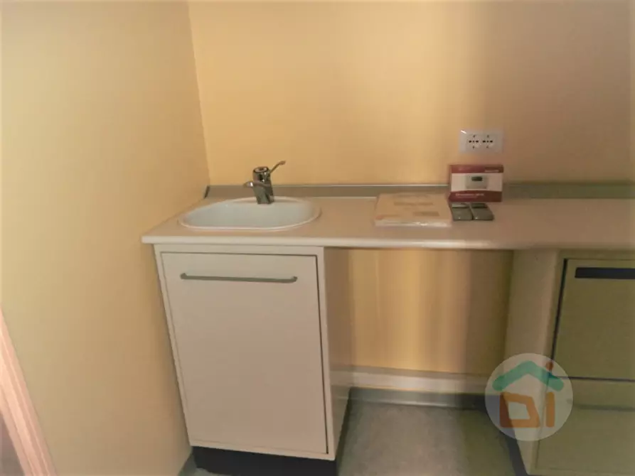 Immagine 14 di Ufficio in affitto  in via Corridoni 9 a Sagrado