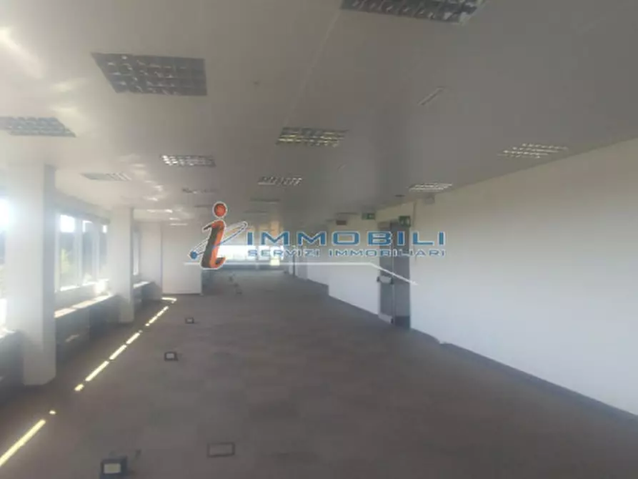 Immagine 24 di Ufficio in affitto  in VIA ACACIE a Basiglio