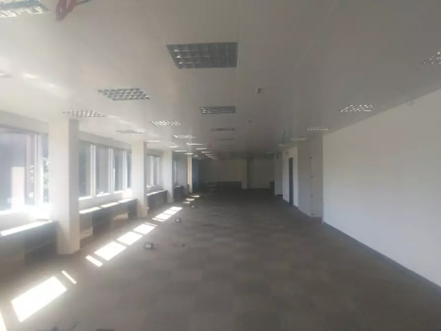Immagine 18 di Ufficio in affitto  in VIA ACACIE a Basiglio