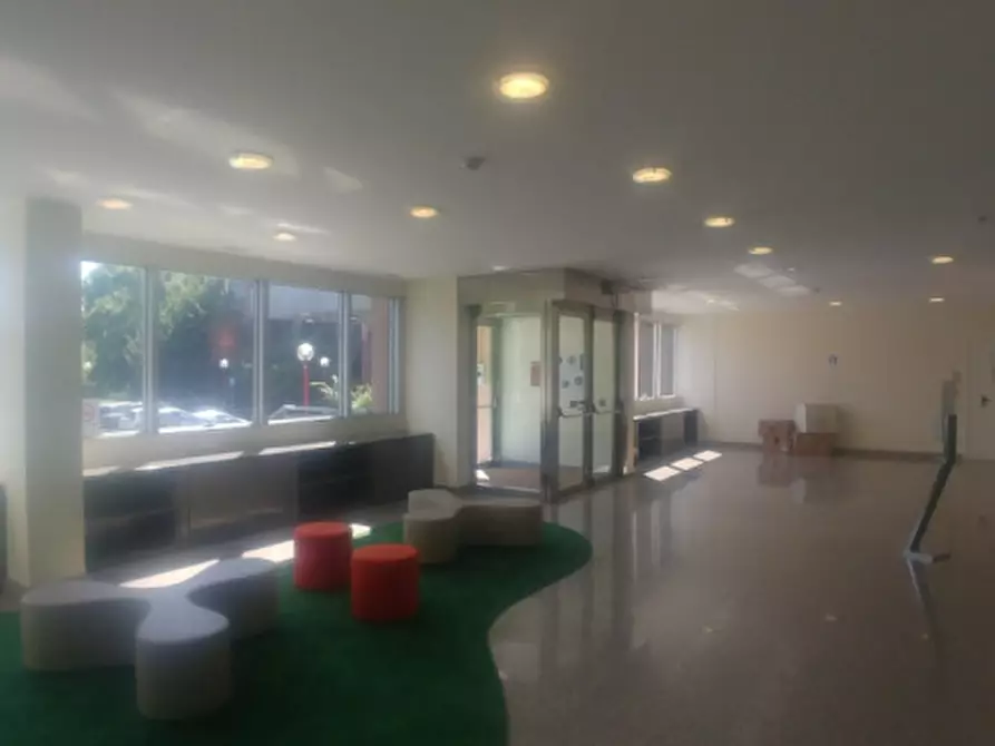 Immagine 22 di Ufficio in affitto  in VIA ACACIE a Basiglio