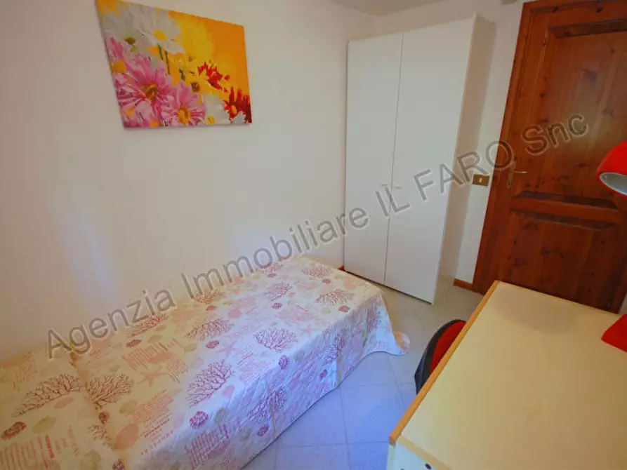 Immagine 12 di Villa in vendita  in Regione Gambino a La Maddalena