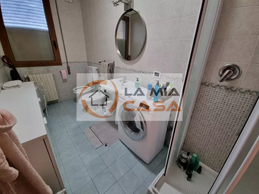 Immagine 11 di Camera in affitto  in Via Camillo Cavour a Legnaro